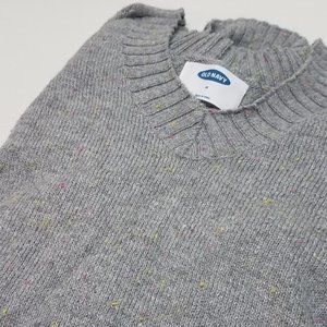 Old Navy V-neck maternity sweater
